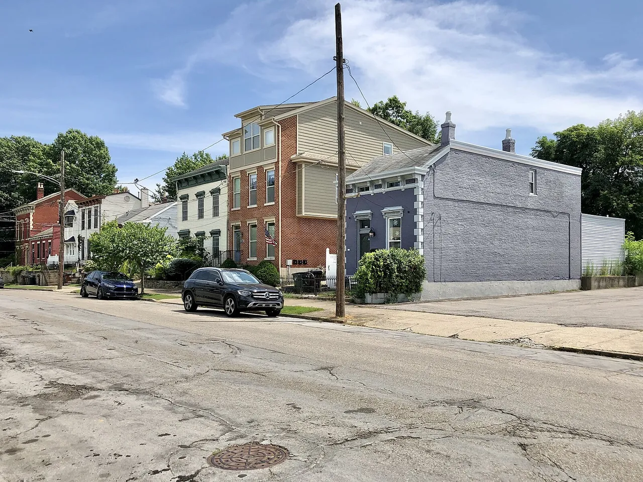 4th Street in Taylors Landing historic area, Newport, KY