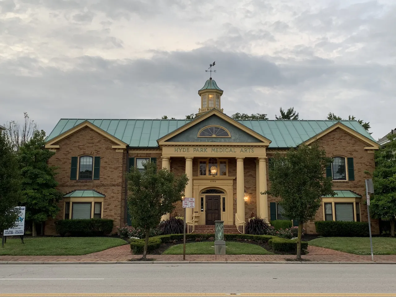 Hyde Park Medical Arts Building, a historic Cincinnati east-side landmark